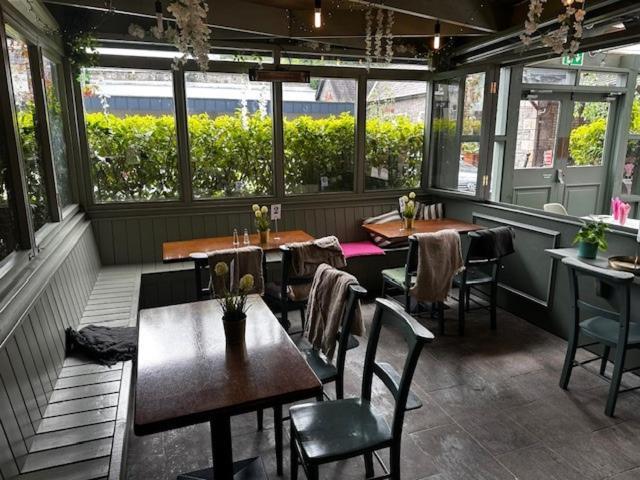 克赖顿酒店 Clones 外观 照片